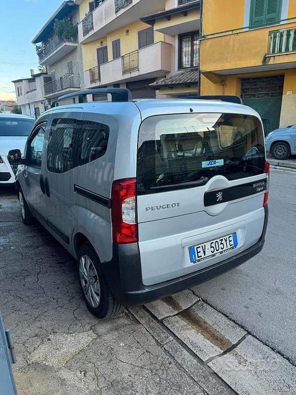 Usata Peugeot Bipper 75 CV (55 kW) 2014 Grigio Monovolume