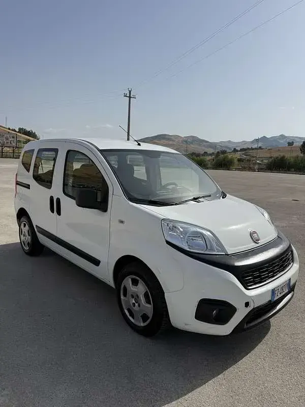 Usata Fiat Qubo Easy 80 CV (58 kW) 2019 Monovolume