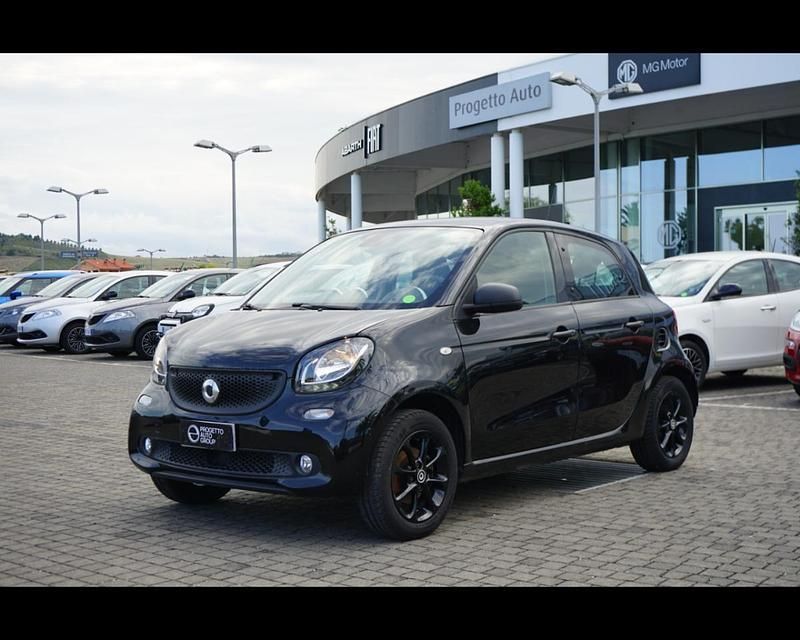 Usata Smart ForFour Passion 71 CV (52 kW) 2018 Nero Utilitaria