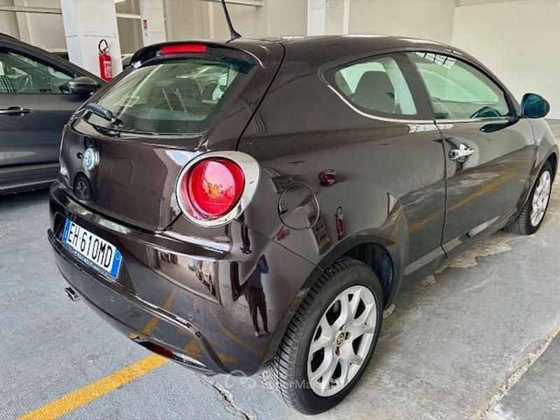Usata Alfa Romeo MiTo Distinctive 120 CV (88 kW) 2011 Nero Utilitaria