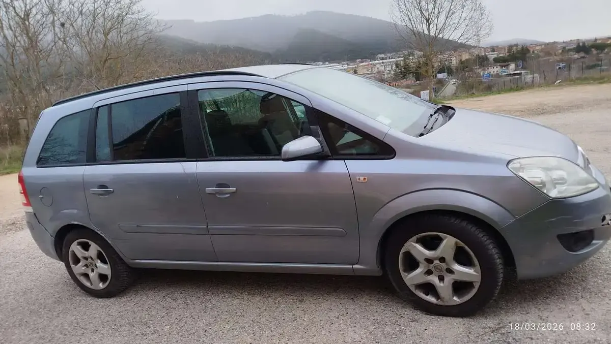 Brugt Opel Zafira Cosmo 116 HK (85 kW) 2008 Grå MPV
