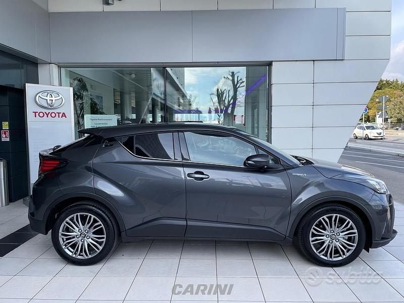 Usata Toyota C-HR Lounge 122 CV (89 kW) 2021 Grigio SUV