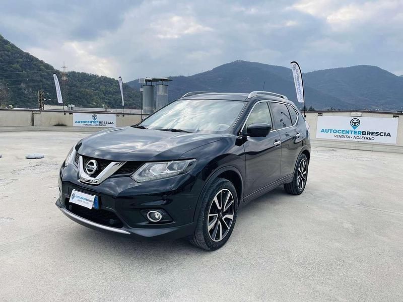 Usata Nissan X-Trail 131 CV (96 kW) 2015 Nero SUV