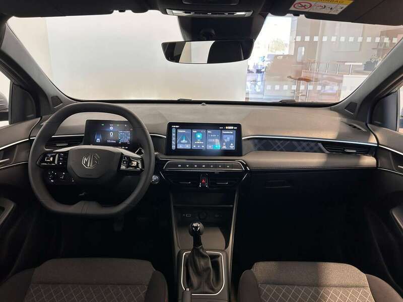 Nuova MG MG3 Comfort 116 CV (85 kW) 2025 Nero Utilitaria