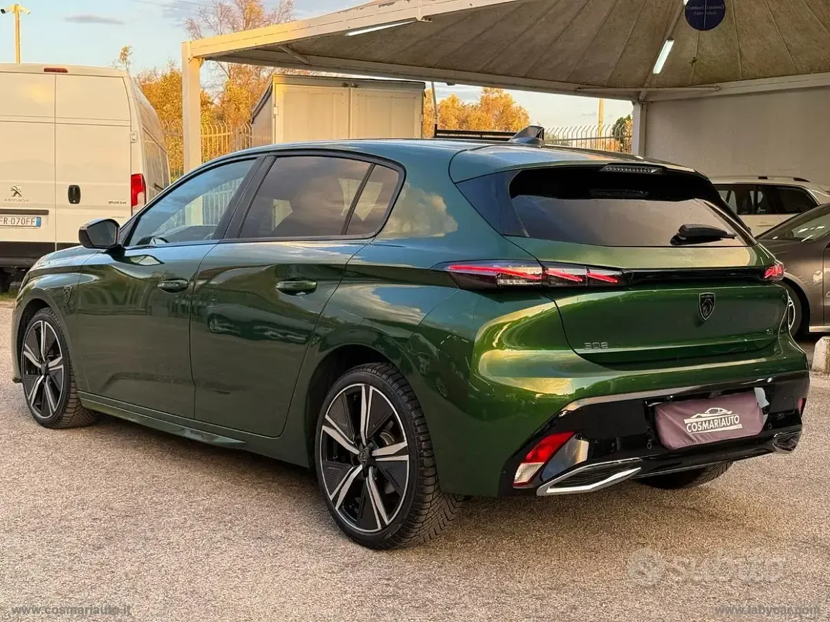 Usata Peugeot 308 GT 131 CV (96 kW) 2022 Verde Berlina
