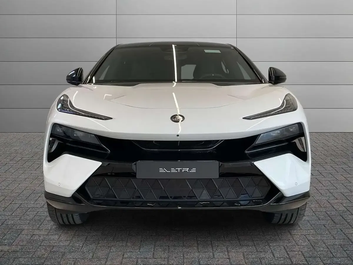 Nuova Lotus Eletre 139 kW (190 CV) 2026 Bianco akoya SUV