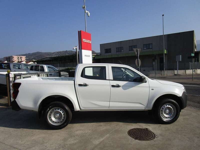 Nuova Isuzu D-Max 163 CV (119 kW) 2025 Bianco Pick-up