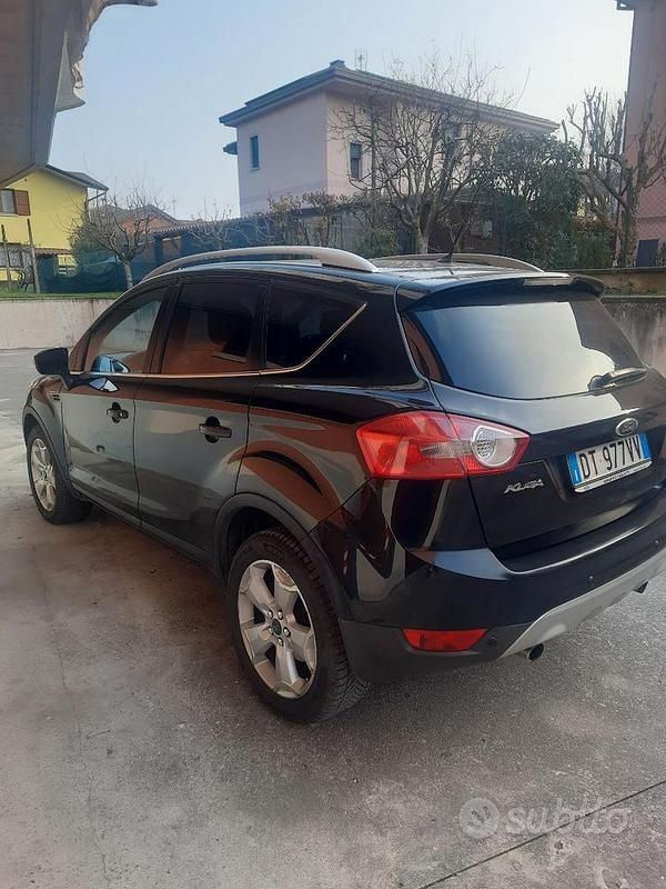 Usata Ford Kuga Titanium 136 CV (100 kW) 2009 Nero SUV