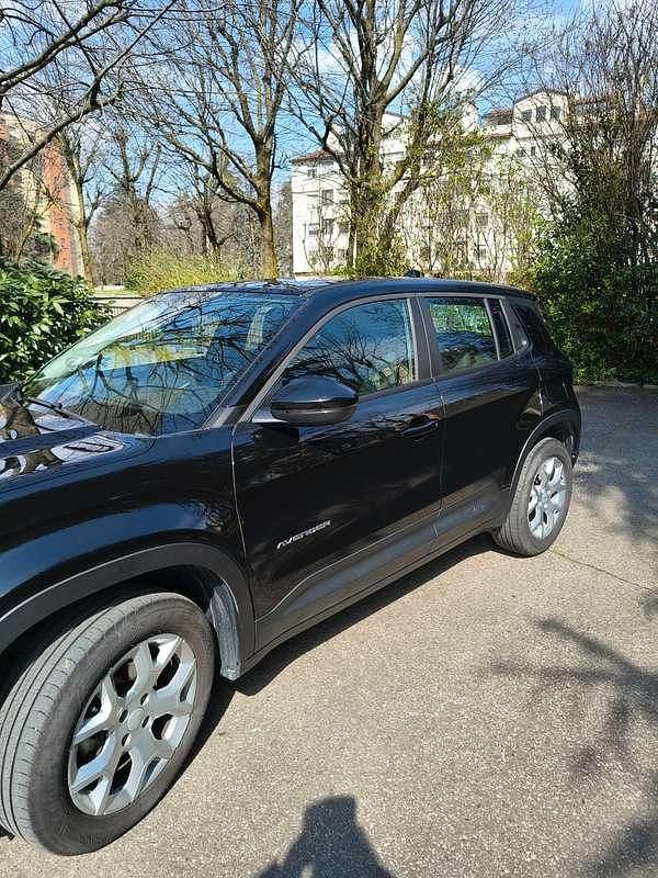 Usata Jeep Avenger Altitude 101 CV (74 kW) 2023 Nero SUV