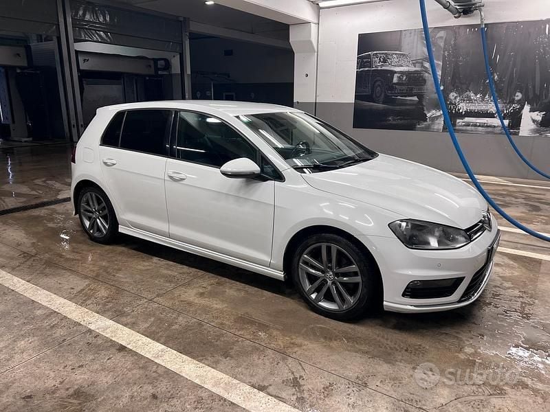 Usata VW Golf VII R-line 110 CV (80 kW) 2015 Bianco Berlina