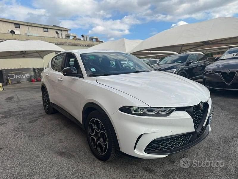 Bianco Usata 2024 Alfa Romeo Tonale SUV | 24.500 € (Super prezzo) - Immagine 1/4
