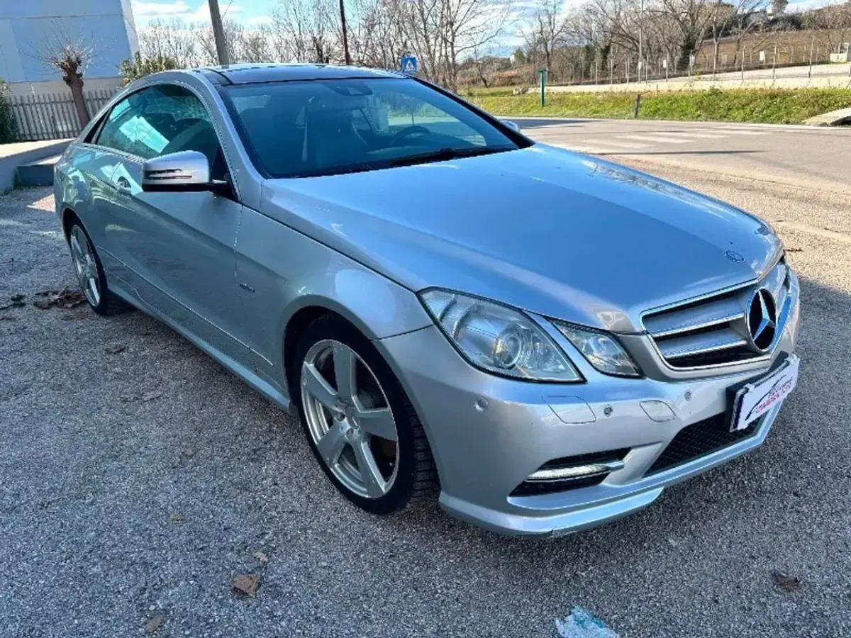 Usata Mercedes E220 170 CV (125 kW) 2013 Other Coupé