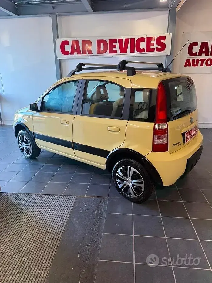 Usata Fiat Panda 4x4 60 CV (44 kW) 2005 Giallo Utilitaria
