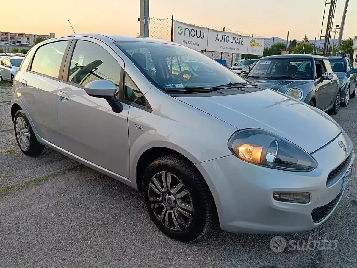 Usata Fiat Punto Evo 77 CV (56 kW) 2012 Utilitaria