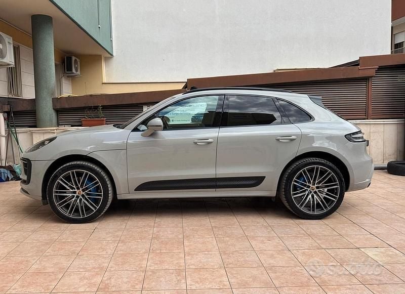Gebraucht Porsche Macan 265 PS (194 kW) 2022 Grau SUV