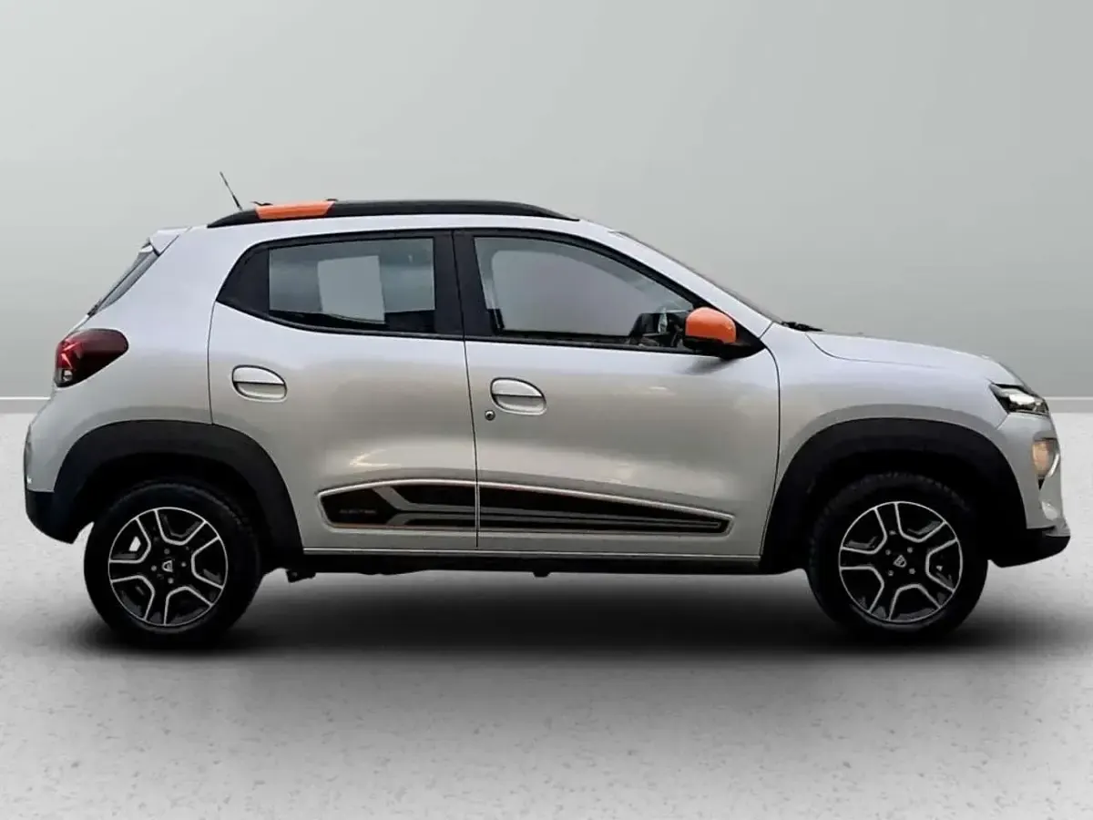 Usata Dacia Spring Comfort Plus 33 kW (45 CV) 2022 Nero Utilitaria