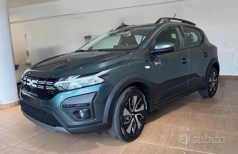 Nuova Dacia Sandero Expression 91 CV (66 kW) 2025 Verde Berlina
