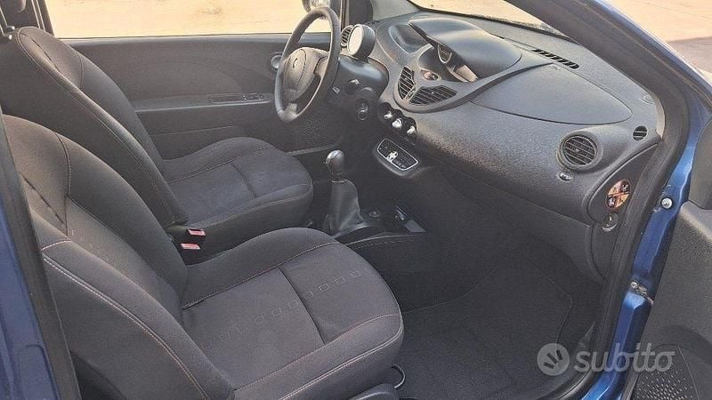 Usata Renault Twingo 2011 Blu Utilitaria