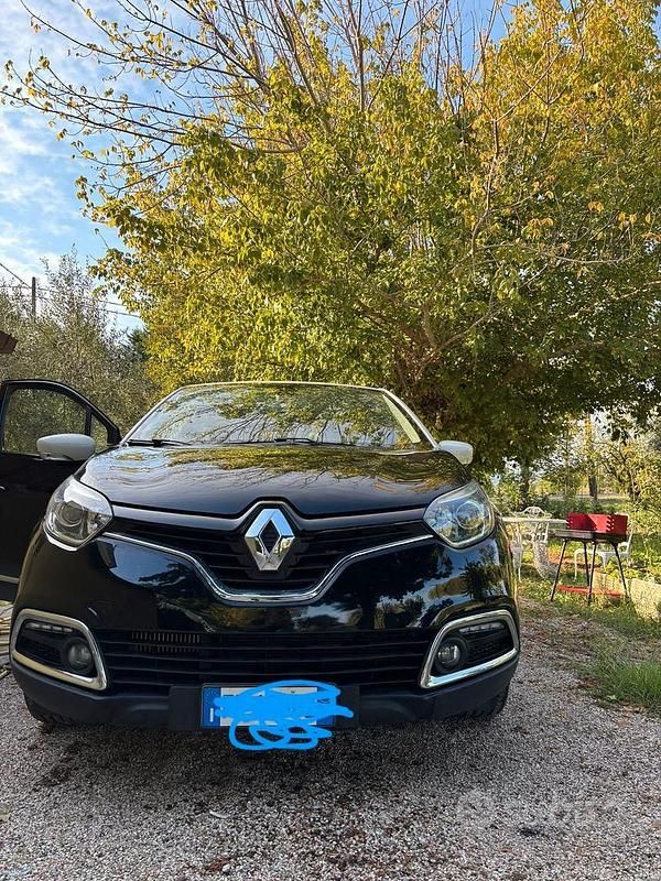 Usata Renault Captur Intens 120 CV (88 kW) 2016 Nero SUV