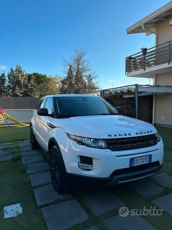 Bianco Usata 2015 Land Rover Range Rover evoque SUV | 18.900 € (Cara) - Immagine 1/4