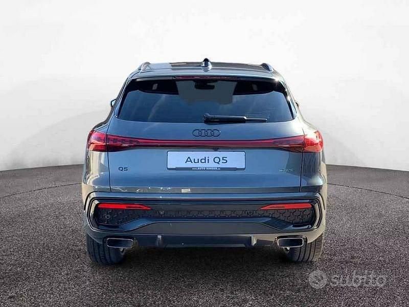 Usata Audi Q5 S-line plus 299 CV (219 kW) 2025 Grigio SUV