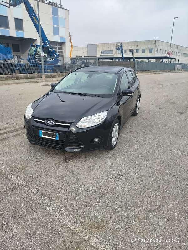 Usata Ford Focus Titanium 95 CV (69 kW) 2014 Nero Station wagon