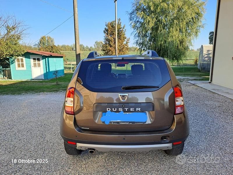 Usata Dacia Duster Lauréate 110 CV (80 kW) 2018 Bronzo Berlina