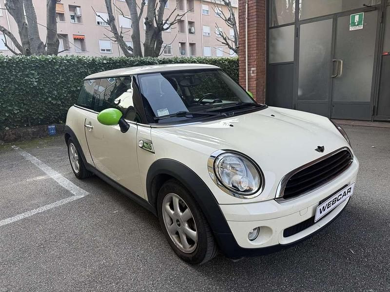 Usata Mini ONE 75 CV (55 kW) 2010 Bianco Utilitaria