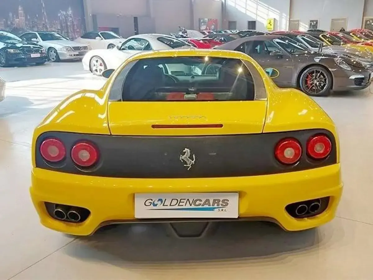 Usata Ferrari 360 400 CV (294 kW) 2000 Giallo Coupé