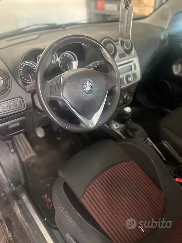 Usata Alfa Romeo MiTo 120 CV (88 kW) 2009 Nero Utilitaria