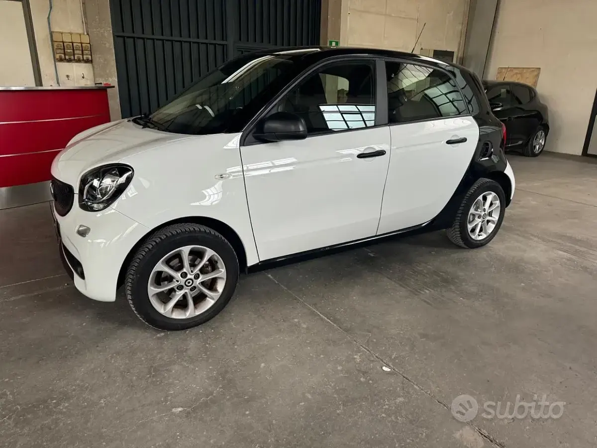 Usata Smart ForFour Prime 71 CV (52 kW) 2018 Other Utilitaria