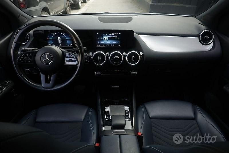 Usata Mercedes B180 116 CV (85 kW) 2019 Bianco Monovolume