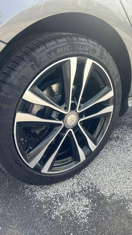 Usata Mercedes A180 109 CV (80 kW) 2014 Berlina