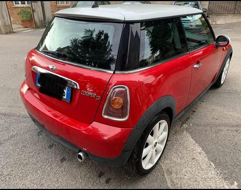 Usata Mini Cooper D 120 CV (88 kW) 2009 Utilitaria