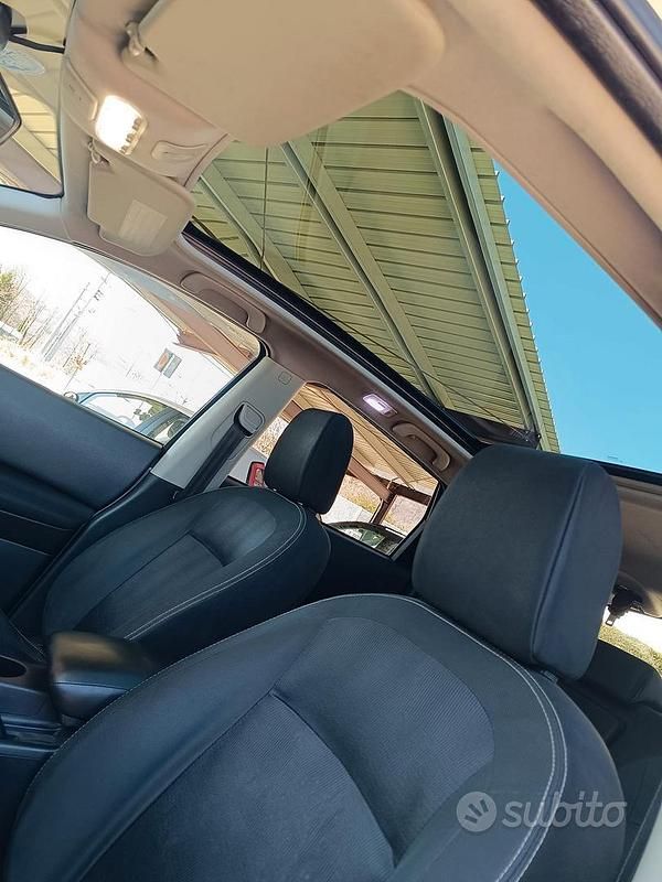 Usata Nissan Qashqai N-TEC 110 CV (80 kW) 2011 Grigio SUV