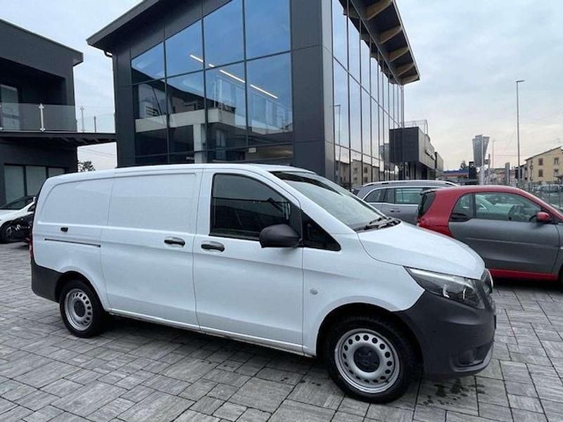 Usata Mercedes Vito 190 CV (139 kW) 2022 Artico Furgone