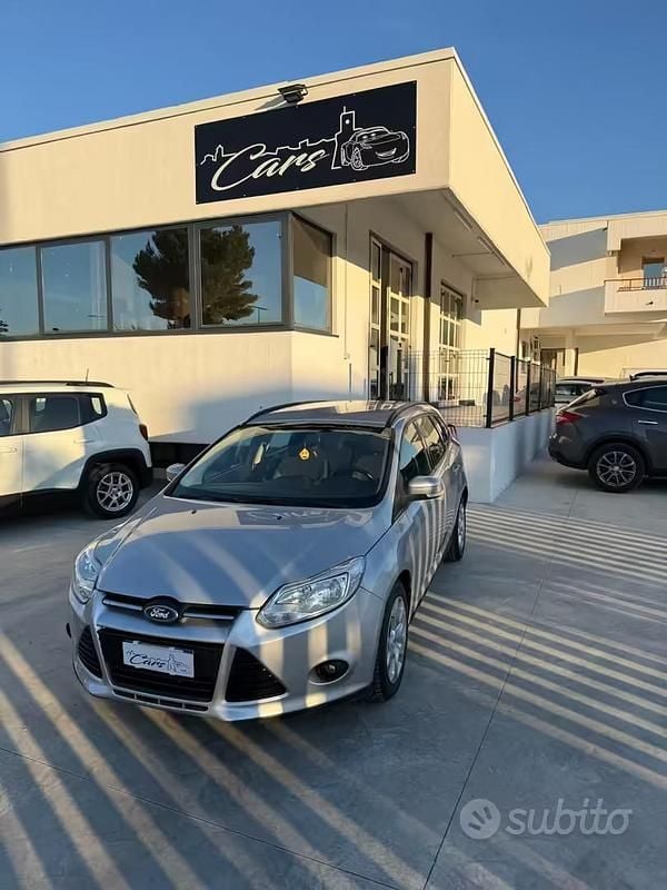 Usata Ford Focus Titanium 95 CV (69 kW) 2013 Grigio Station wagon
