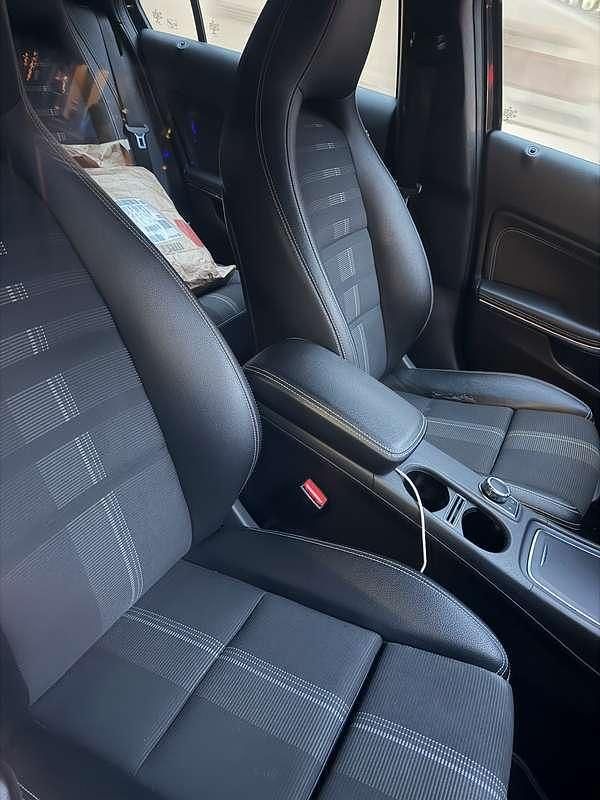 Usata Mercedes A180 Edition 109 CV (80 kW) 2017 Berlina