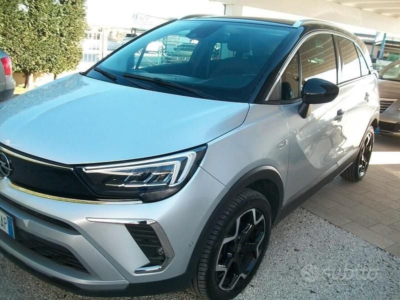 Usata Opel Crossland Elegance 110 CV (80 kW) 2023 Grigio SUV