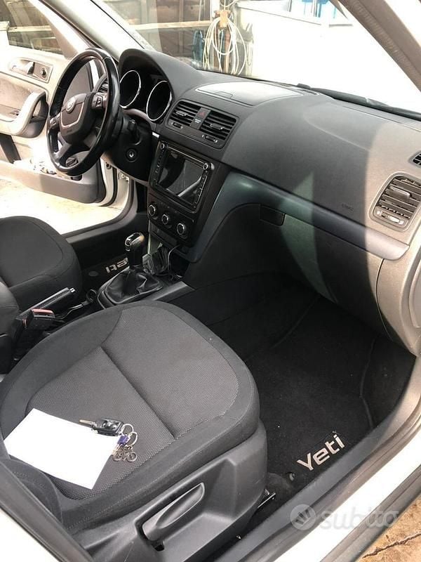 Usata Skoda Yeti 110 CV (80 kW) 2012 SUV