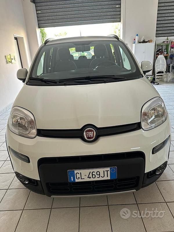 Usata Fiat Panda 69 CV (50 kW) 2023 Bianco Berlina