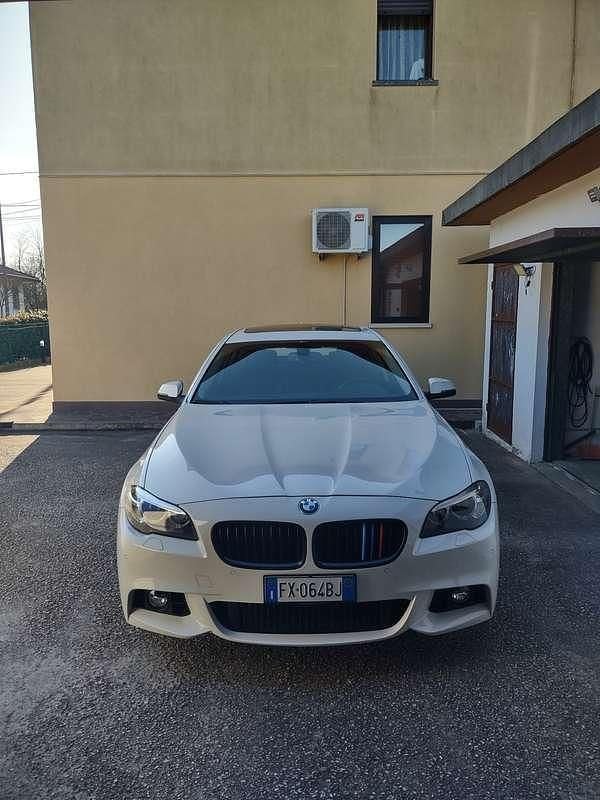 Usata BMW 528 M Sport 245 CV (180 kW) 2015 Bianco Berlina