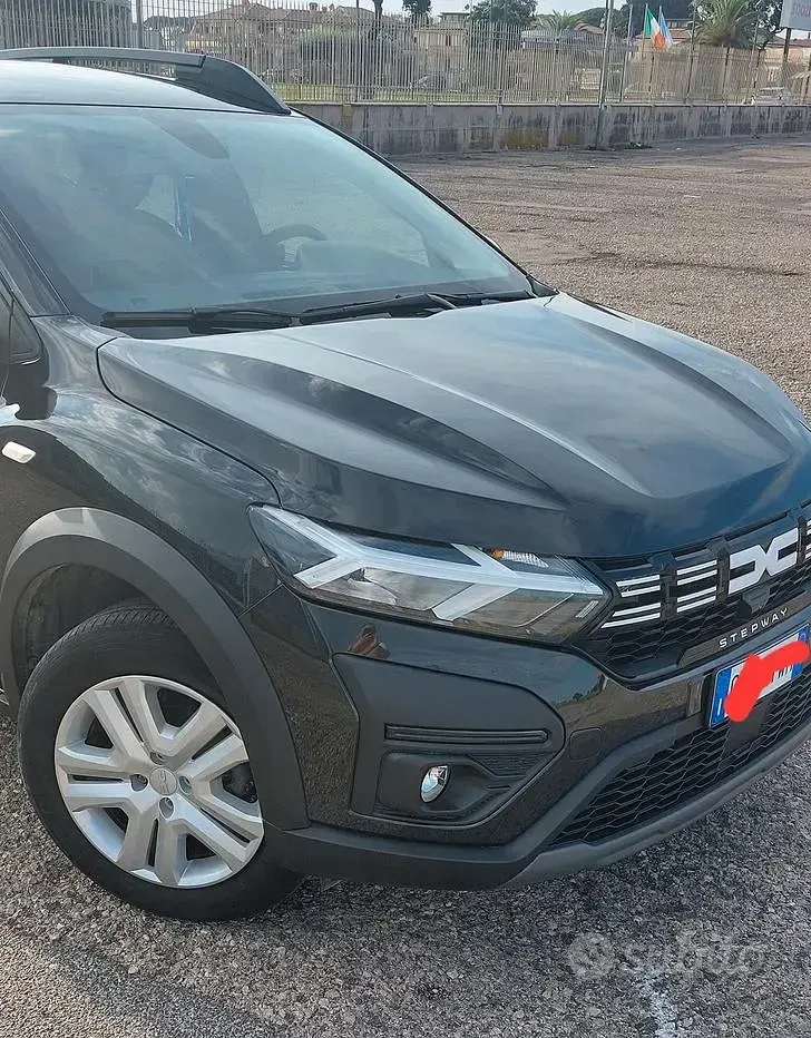 Usata Dacia Sandero Expression 101 CV (74 kW) 2024 Nero Berlina