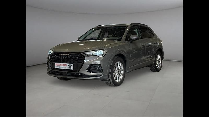 Usata Audi Q3 Advanced 150 CV (110 kW) 2023 Verde SUV