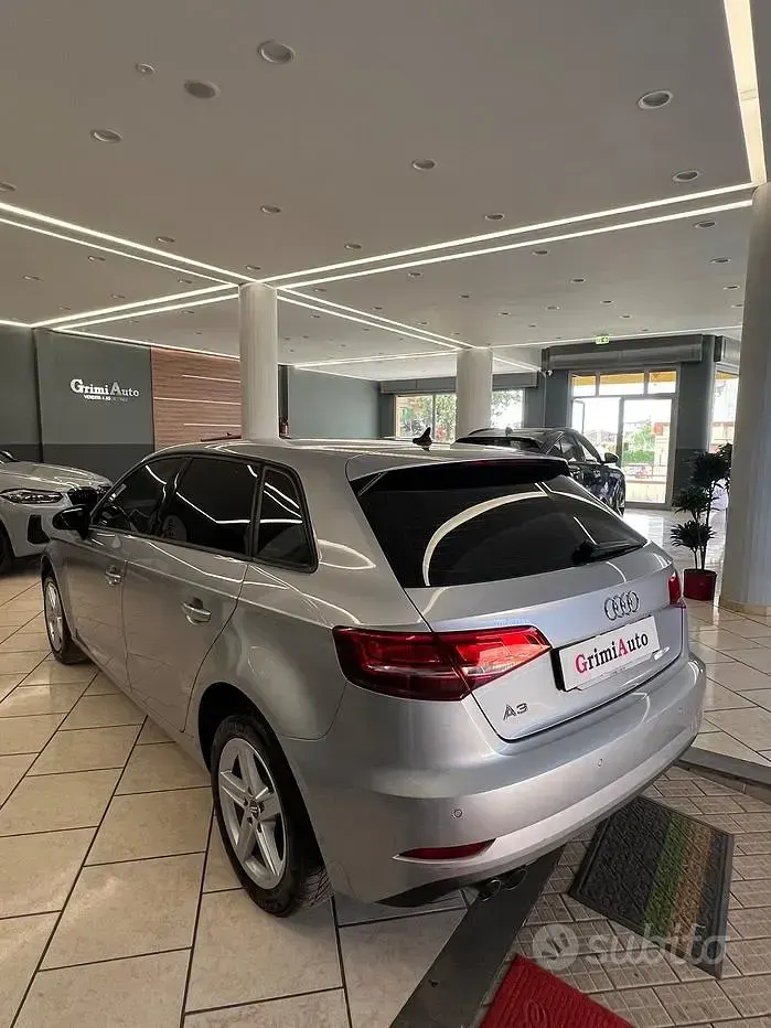 Usata Audi A3 Sport 150 CV (110 kW) 2020 Grigio Berlina