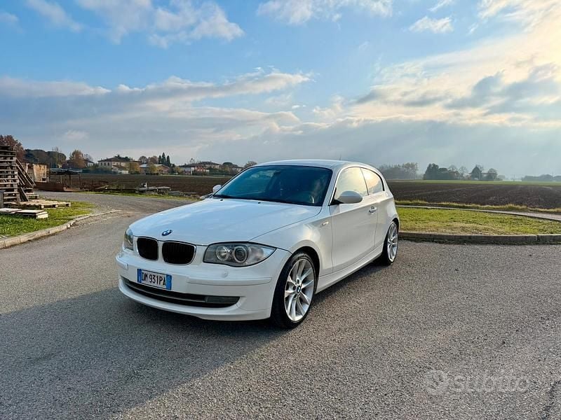 Usata BMW 123 204 CV (150 kW) 2007 Bianco Utilitaria