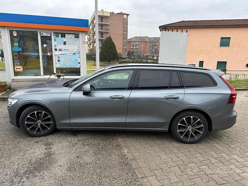 Usata Volvo V60 204 CV (150 kW) 2020 Grigio Station wagon