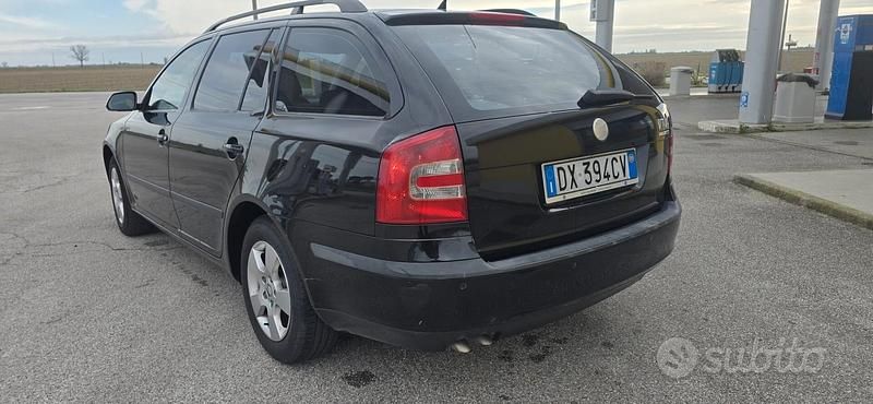 Usata Skoda Octavia Elegance 105 CV (77 kW) 2009 Nero Berlina
