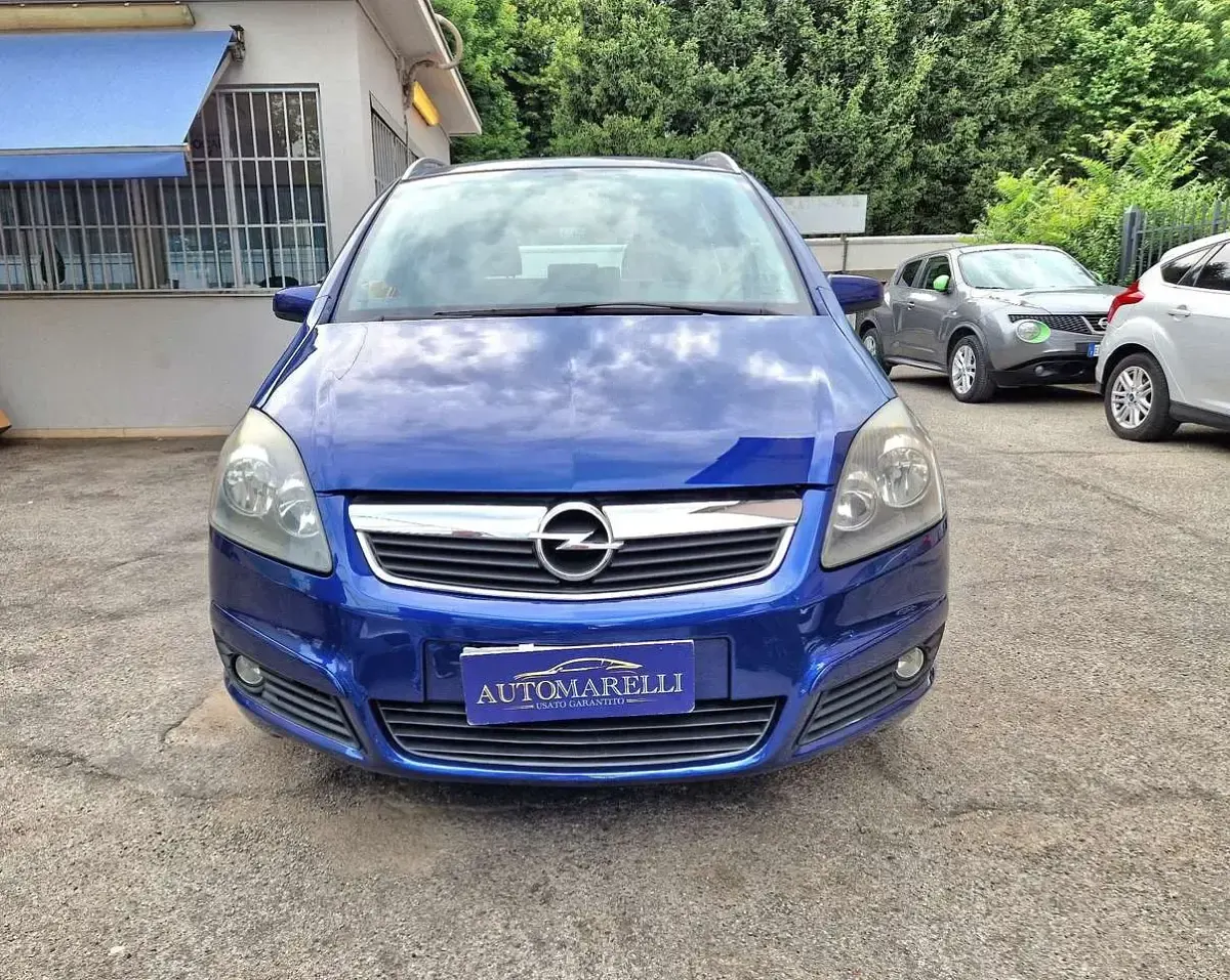 Usata Opel Zafira Edition 140 CV (102 kW) 2006 Blu/azzurro Monovolume