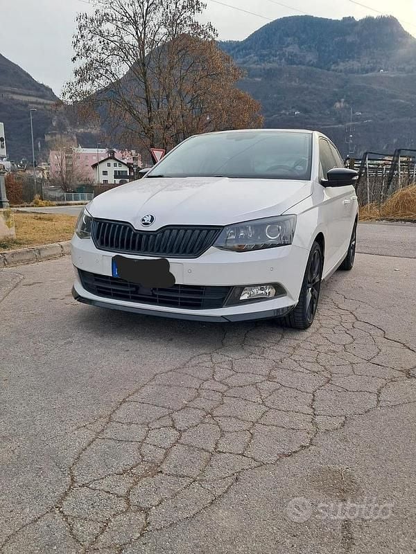 Bianco Usata 2017 Skoda Fabia Monte Carlo Tre volumi | 12.000 € (Cara) - Immagine 1/4